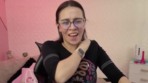 Eva  online show from March 19, 3:39 pm