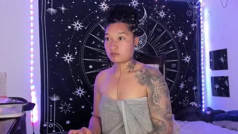 Eva  online show from November 19, 8:46 am