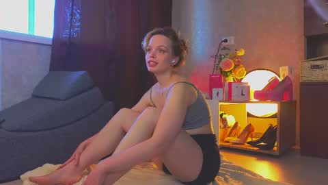 Hi there i am Eva and i wish create a nice community with you so join my Ticket Show for more pleasure online show from June 10, 1:54 pm