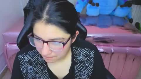 eva_smit_t online show from February 10, 3:31 am