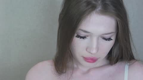 Snapshot of eva_varnerr chatting on December 21, 8:07 am eva varnerr online show from December 21, 8:07 am