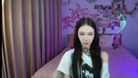 evaasilence online show from March 1, 12:09 pm