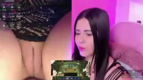 EvaBloom online show from July 30, 10:10 pm