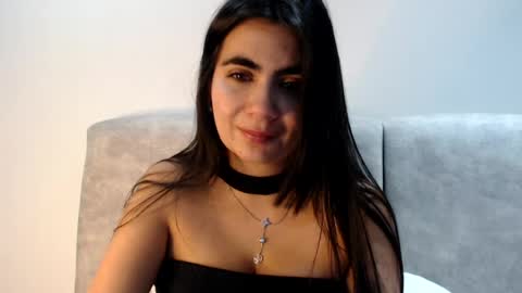 evacollins12 online show from August 3, 12:45 am