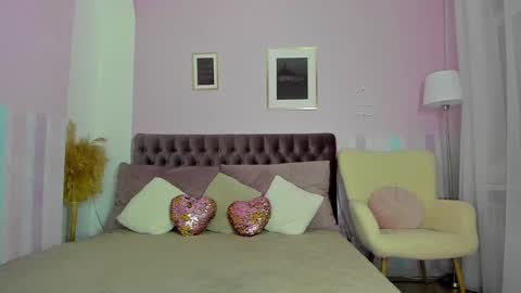 Eva online show from October 13, 3:30 am