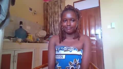 Snapshot of evamyler chatting on September 14, 8:16 am evamyler online show from September 14, 8:16 am