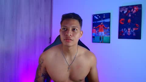 EVAN GREY online show from September 22, 5:55 am