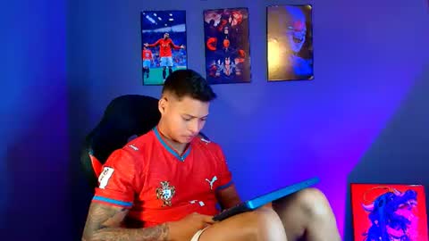 EVAN GREY online show from July 24, 9:34 pm