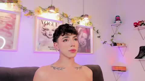 Evan voss  help me get 200 likesindependent model online show from May 6, 9:21 pm