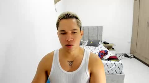 Evan online show from June 3, 8:39 am