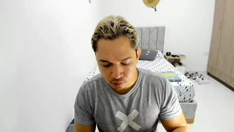 Evan online show from June 12, 1:32 pm