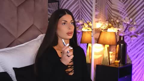 EvaRhea online show from November 24, 3:49 am