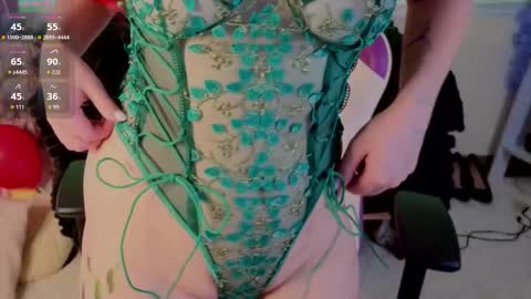 Eva online show from October 31, 10:32 pm