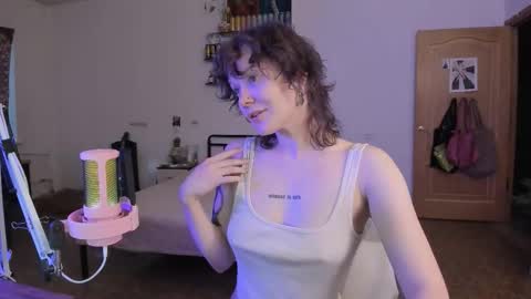      online show from October 3, 2:58 pm