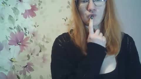 Evelina online show from January 19, 2:49 pm
