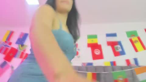 evelin__thompsson online show from June 29, 3:25 am