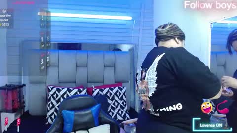 evelin zaens online show from October 13, 5:20 am