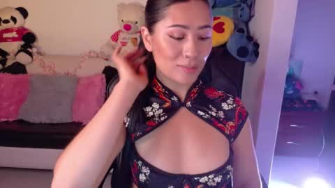 Evelyn online show from October 8, 12:33 pm