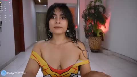 evelyn evelyn online show from July 8, 4:10 pm