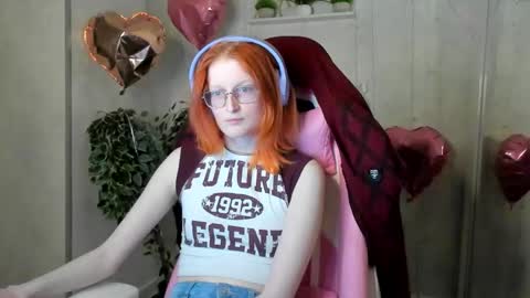 Elizabeth online show from February 24, 5:16 pm