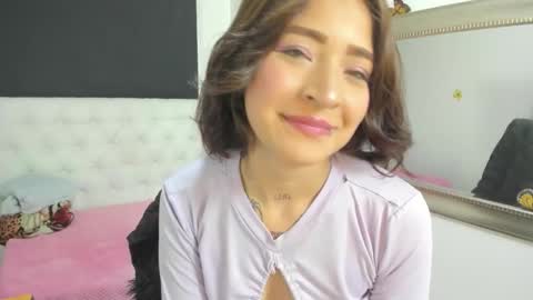 Snapshot of evelynesex chatting on September 11, 2:57 am Evelyne online show from September 11, 2:57 am