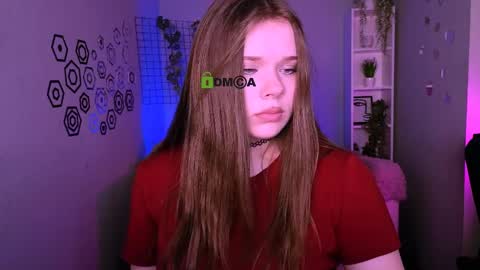 evelynlovelyy online show from March 30, 11:21 am