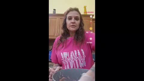 Aly online show from January 14, 7:11 pm