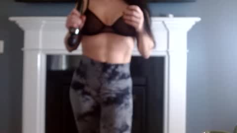 Everleighmae online show from March 6, 1:35 pm