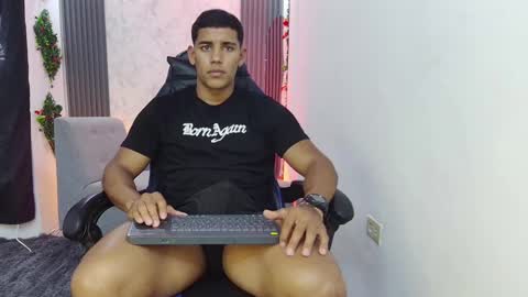 luis online show from September 23, 4:56 pm