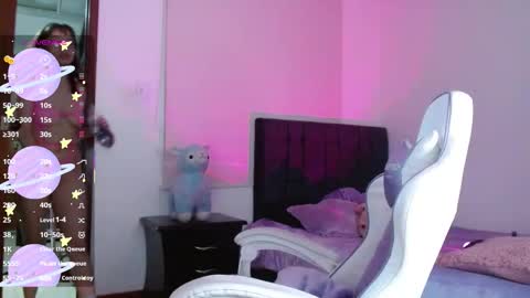 Evie Cloud online show from November 11, 11:18 pm