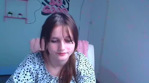 Evie online show from November 28, 11:01 pm