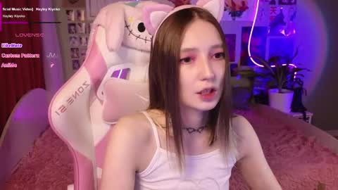 Evie online show from May 8, 12:16 am