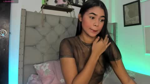 Snapshot of evieh1_ chatting on September 30, 1:16 am Ivi Alejandra online show from September 30, 1:16 am