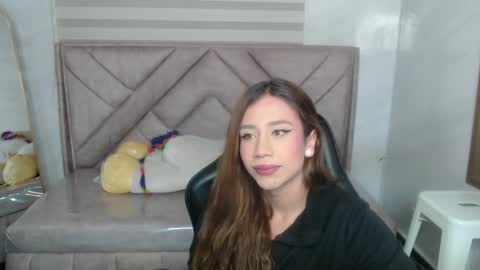 Hi Stream 1000pm to 600am online show from November 20, 4:11 am