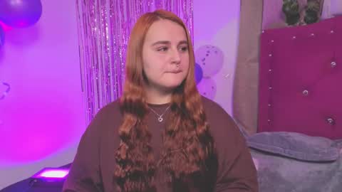 Snapshot of evy_orange1 chatting on September 10, 1:50 am EVY online show from September 10, 1:50 am