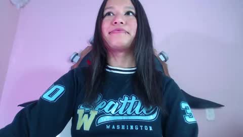 Im Evy online show from September 21, 5:00 am