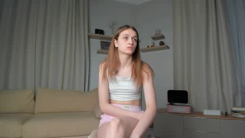 Ann online show from April 8, 7:17 pm