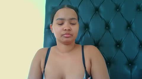 courtney online show from May 11, 5:58 am