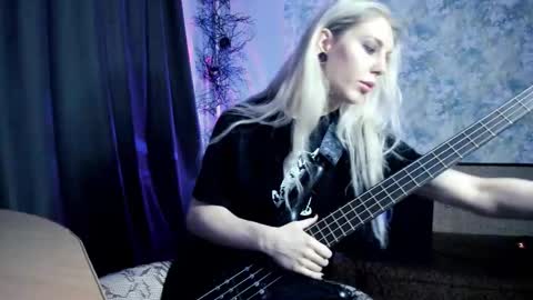 my real name is Irene but Exo is oke too  online show from February 23, 11:07 pm