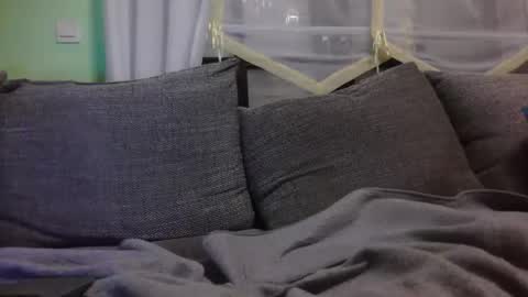 mi insta maddin 5011 online show from September 29, 6:18 pm