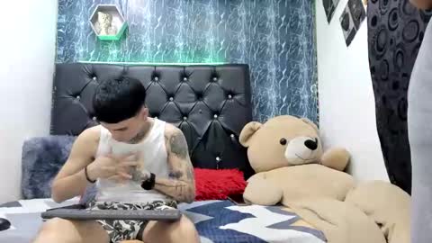 exotichot_couple online show from November 5, 7:38 pm