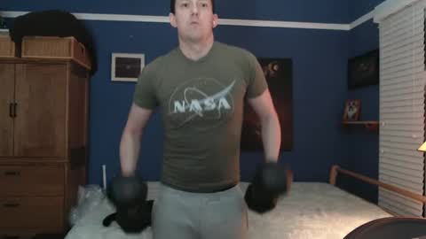 Snapshot of extrafirmtofu chatting on December 25, 4:44 am Tommy Rose online show from December 25, 4:44 am