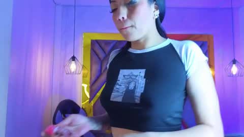   online show from June 5, 12:32 pm