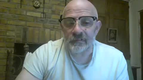 f1zzeek online show from January 9, 9:42 pm