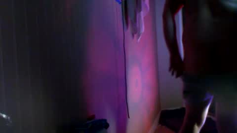 Snapshot of f4rtmaker chatting on September 27, 3:59 am f4rtmaker online show from September 27, 3:59 am