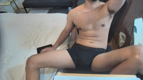 fabiano_hernandes30 online show from April 22, 2:57 pm