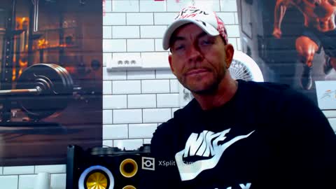 fabxxxl online show from February 13, 9:20 am