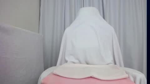 Bree online show from September 19, 9:24 am