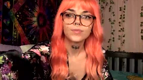 Faerie 3 online show from December 22, 11:33 pm