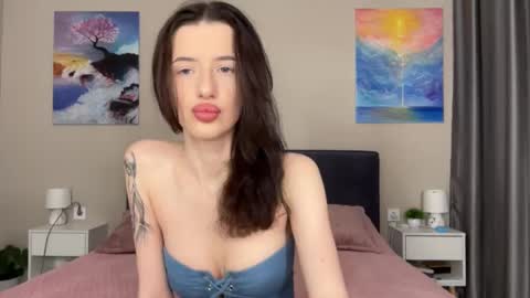 Bloom  online show from January 30, 5:17 pm